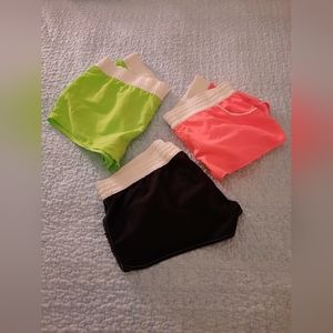 (3) Shorts bundle